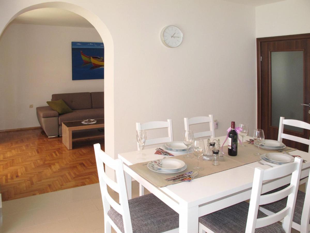 Apartment Luka - Nov103 By Interhome โนวีวีโนดอลสกี ภายนอก รูปภาพ